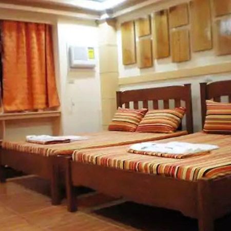 Apartelle De Francesca Puerto Galera Extérieur photo